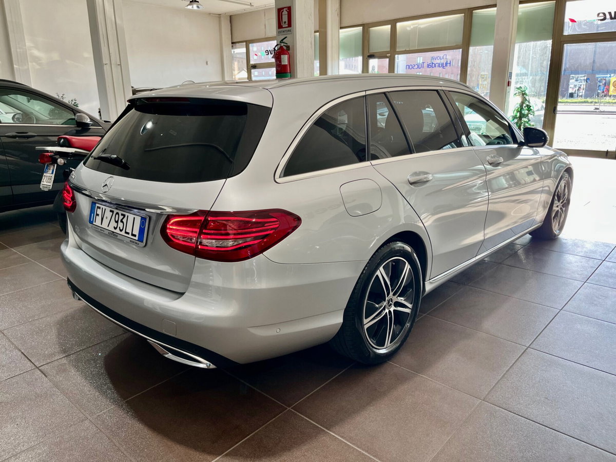 Mercedes-Benz Classe C Station Wagon 220 d Auto Premium (5)
