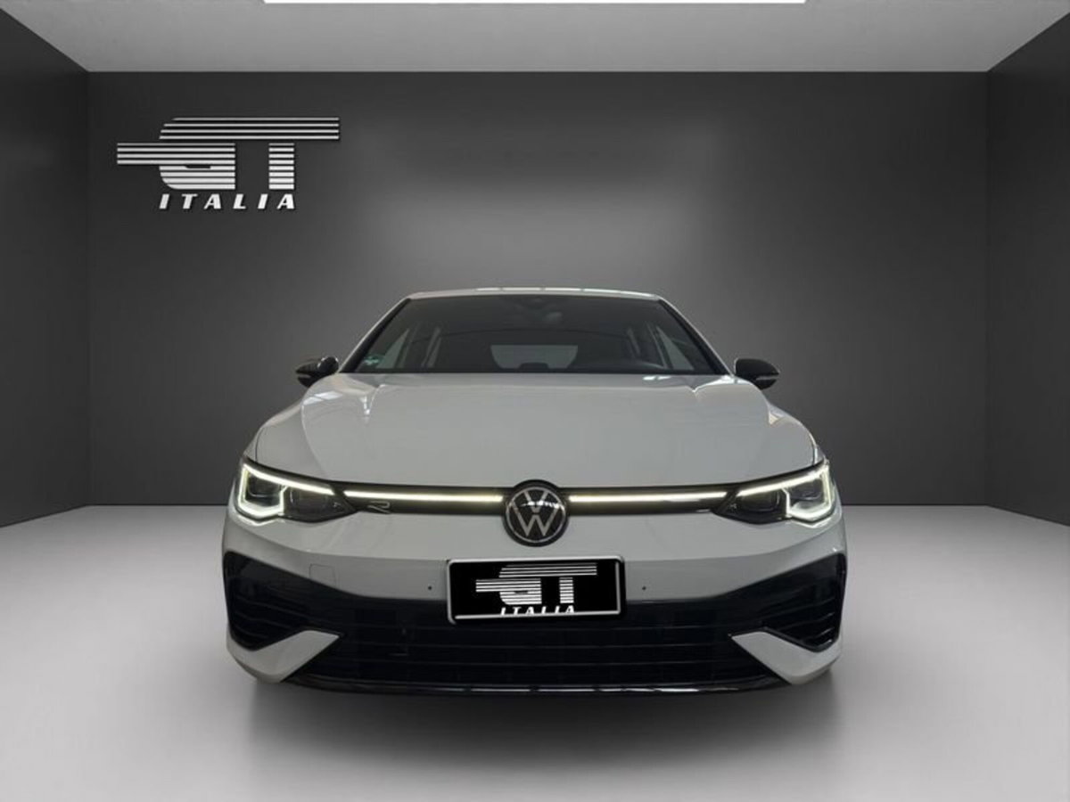 Volkswagen Golf 2.0 TSI R DSG 4Motion (2)