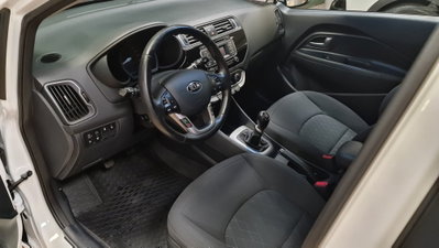 Kia Rio 1.1 CRDi 5p.S&S High Tech (14)