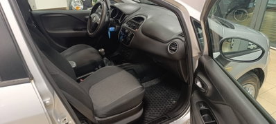 Fiat Punto 1.3 MJT II S&S 85 CV 5 porte ECO Young (12)