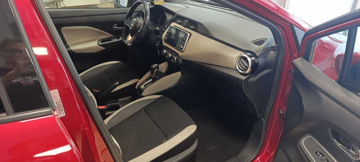 Nissan Micra IG-T 100 Xtronic 5 porte Tekna (14)