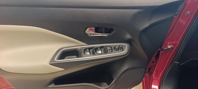 Nissan Micra IG-T 100 Xtronic 5 porte Tekna (16)