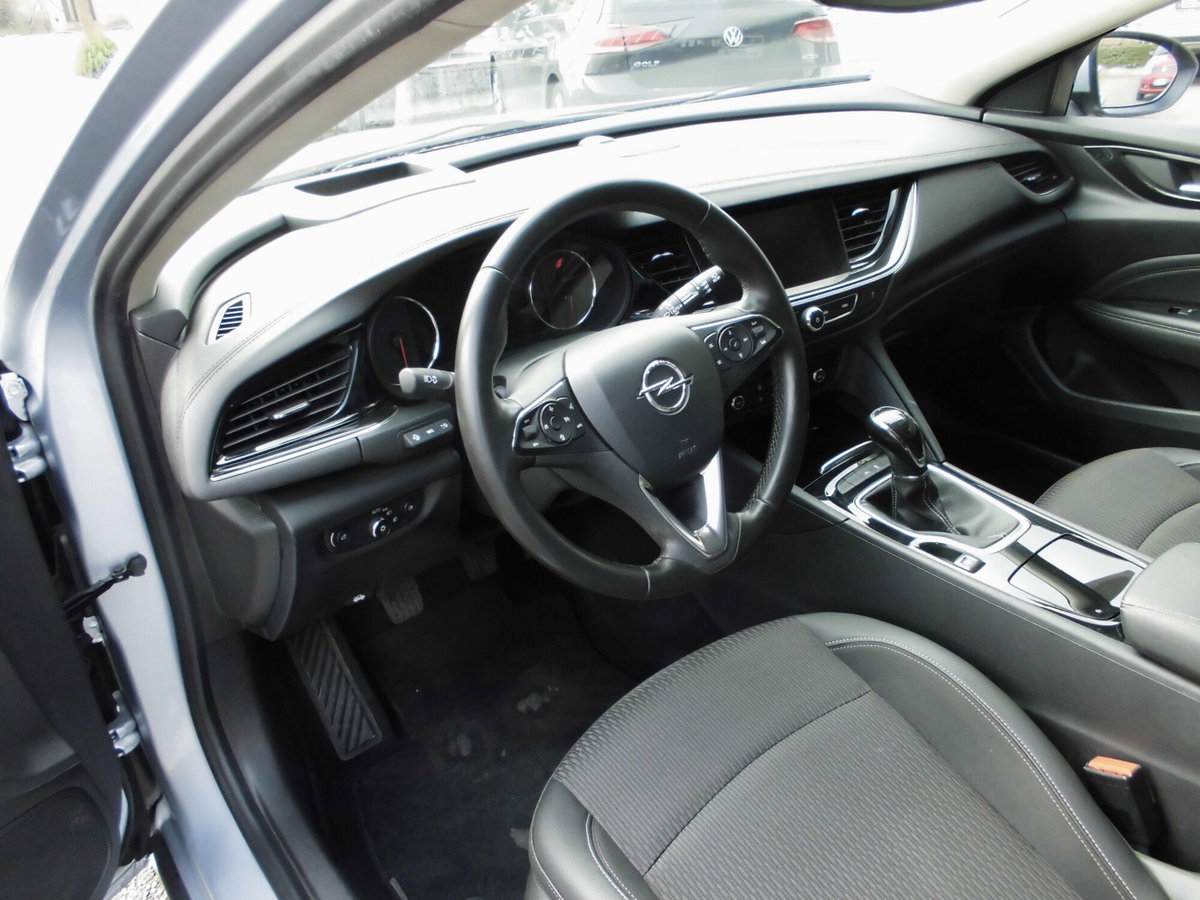 Opel Insignia Station Wagon 2.0 CDTI S&S aut. Sports Innovation (9)