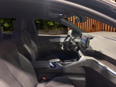 Peugeot 5008 BlueHDi 130 S&S EAT8 GT Pack (18)