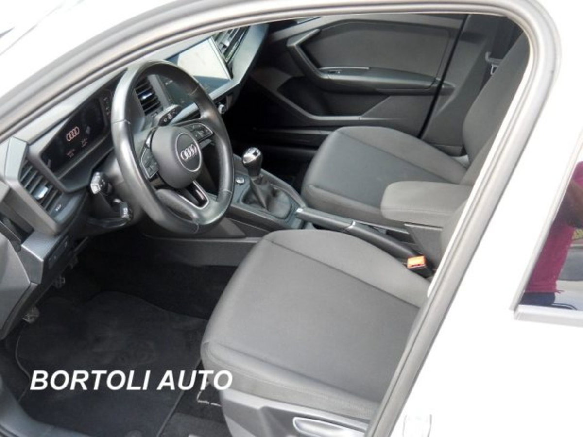 Audi A1 Sportback 30 TFSI Admired (7)