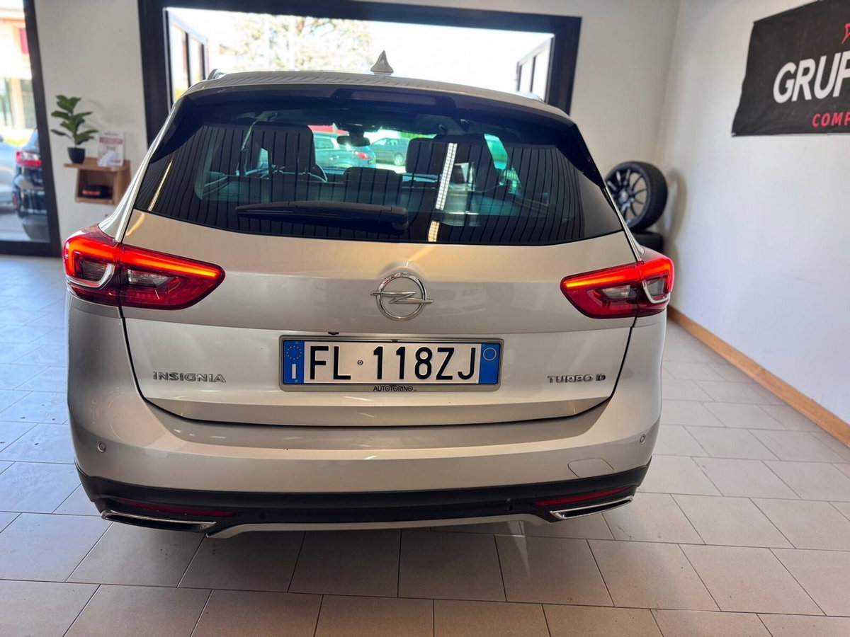Opel Insignia Station Wagon CDTI 170CV aut. Country (6)