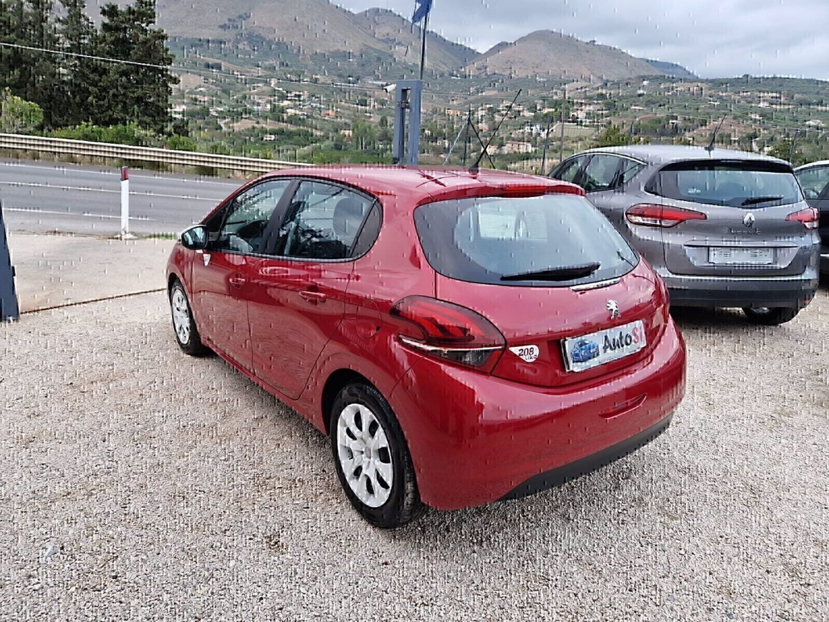 Peugeot 208 68 5 porte Active (7)