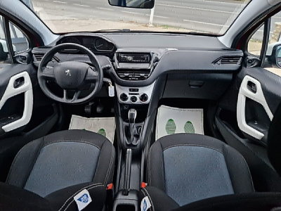 Peugeot 208 68 5 porte Active (9)