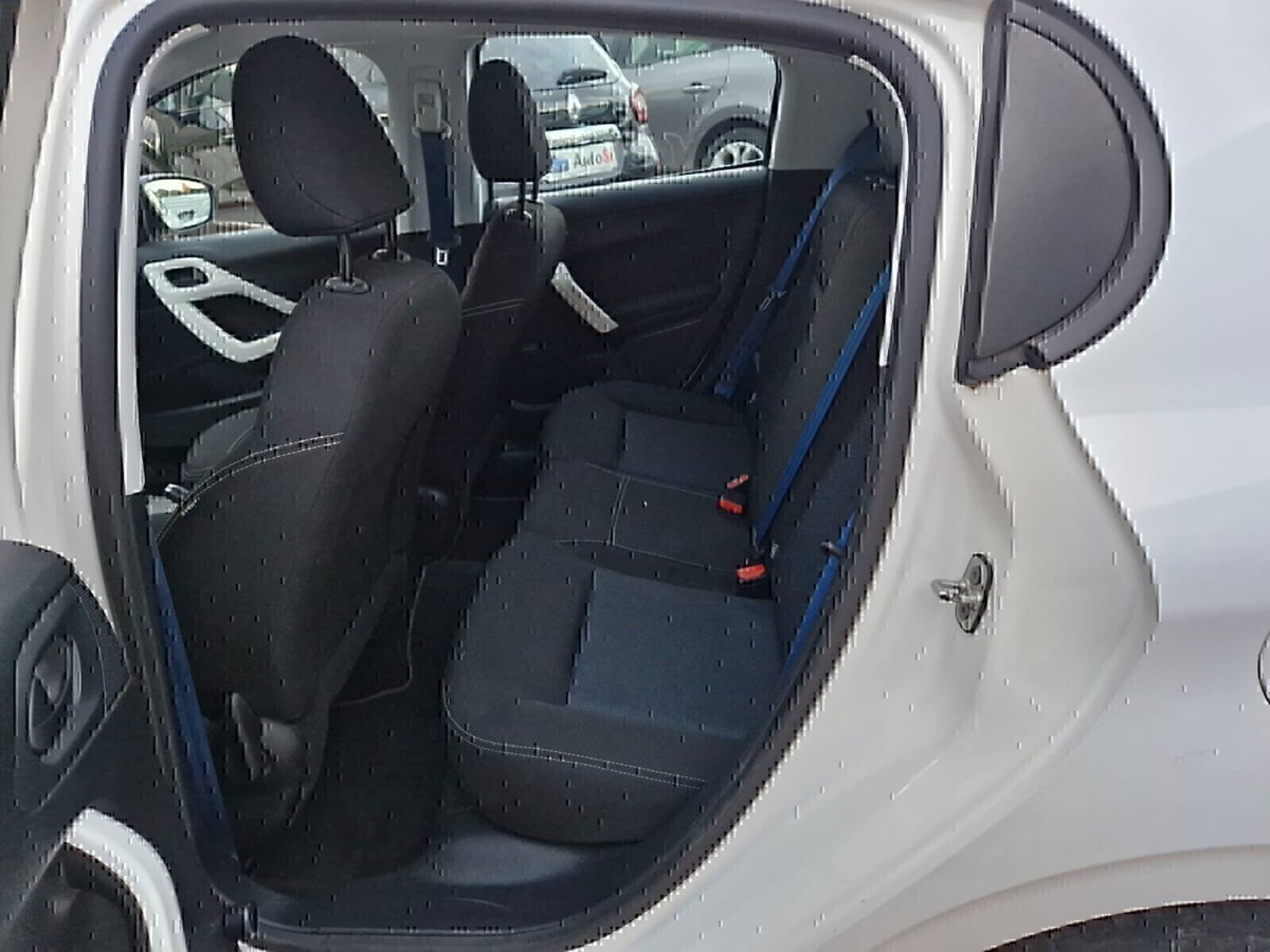 Peugeot 208 68 5 porte Access (12)