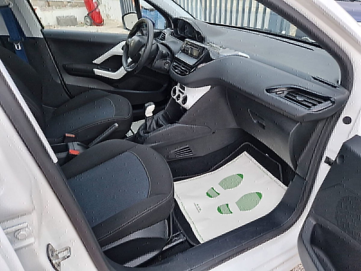 Peugeot 208 68 5 porte Access (15)