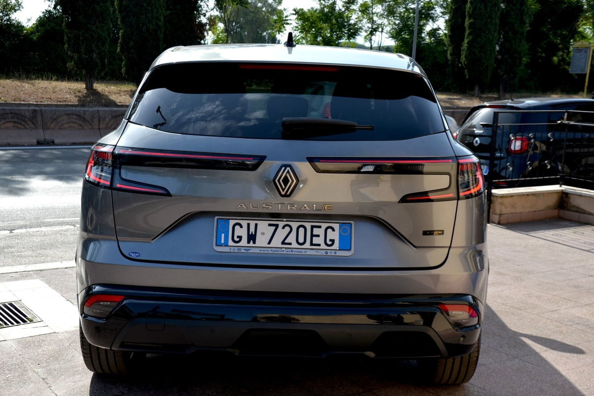 Renault Austral Hybrid Advanced 130 Equilibre (14)