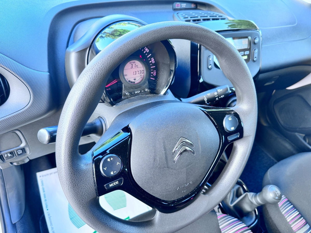 Citroen C1 C1 VTi 72 5 porte Shine (16)