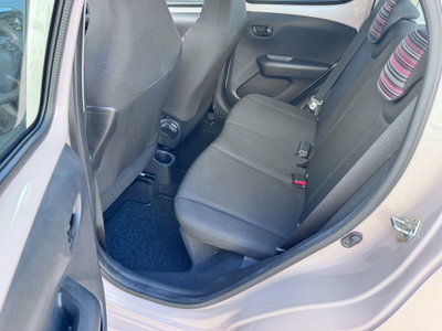 Citroen C1 C1 VTi 72 5 porte Shine (18)