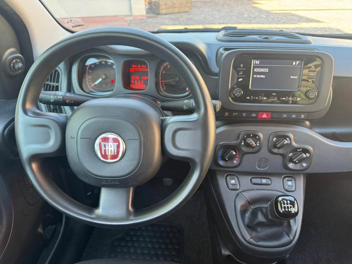 Fiat Panda 1.0 FireFly S&S Hybrid City Cross (11)