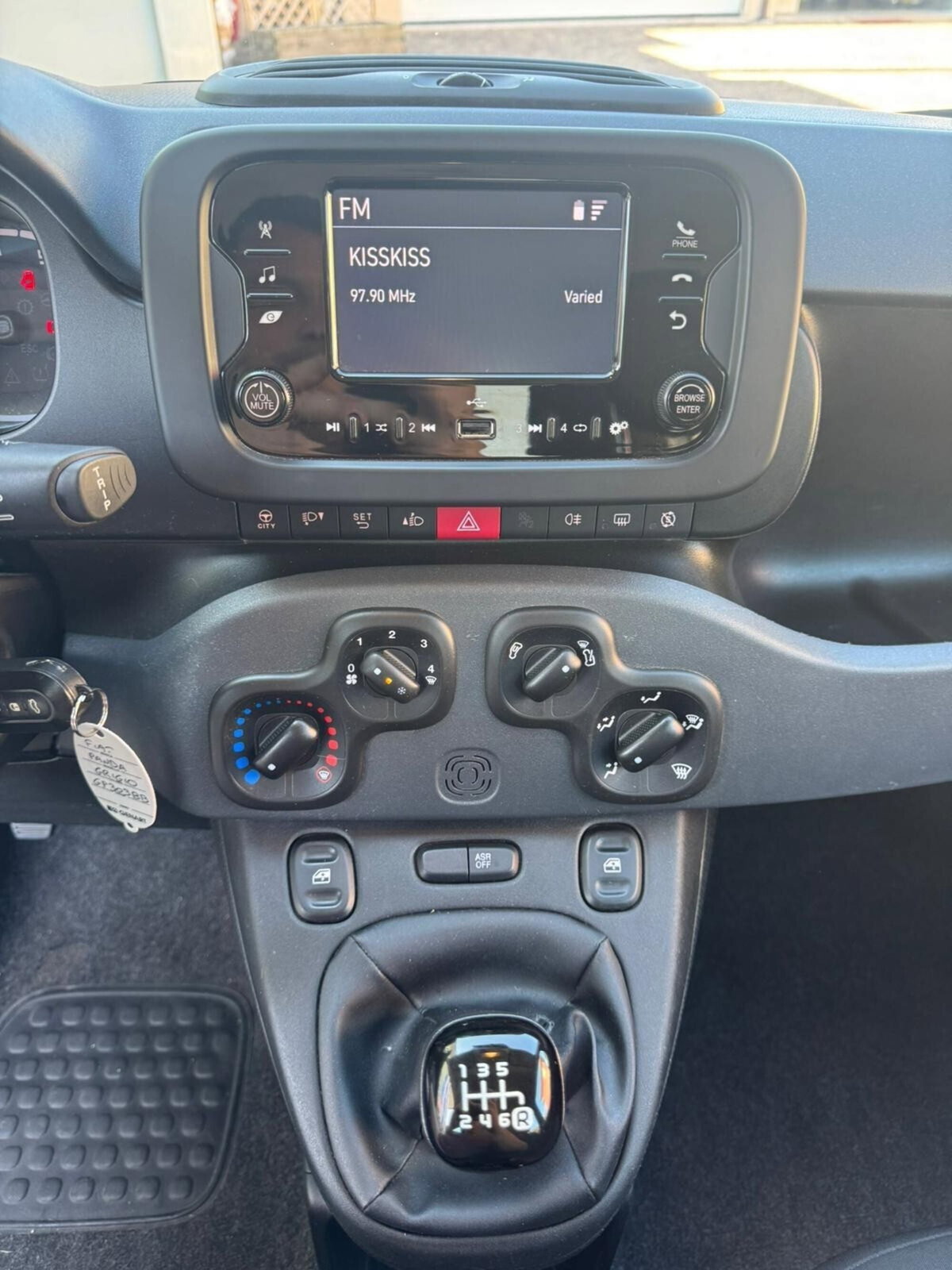 Fiat Panda 1.0 FireFly S&S Hybrid City Cross (13)