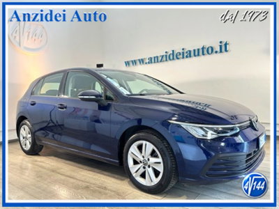Volkswagen Golf Variant 1.0 eTSI EVO DSG Life usata