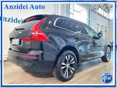 Volvo XC60 B4 (d) AWD Geartronic Momentum Pro (6)