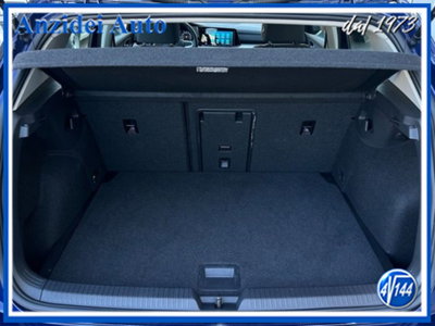 Volkswagen Golf Variant 1.0 eTSI EVO DSG Life (10)