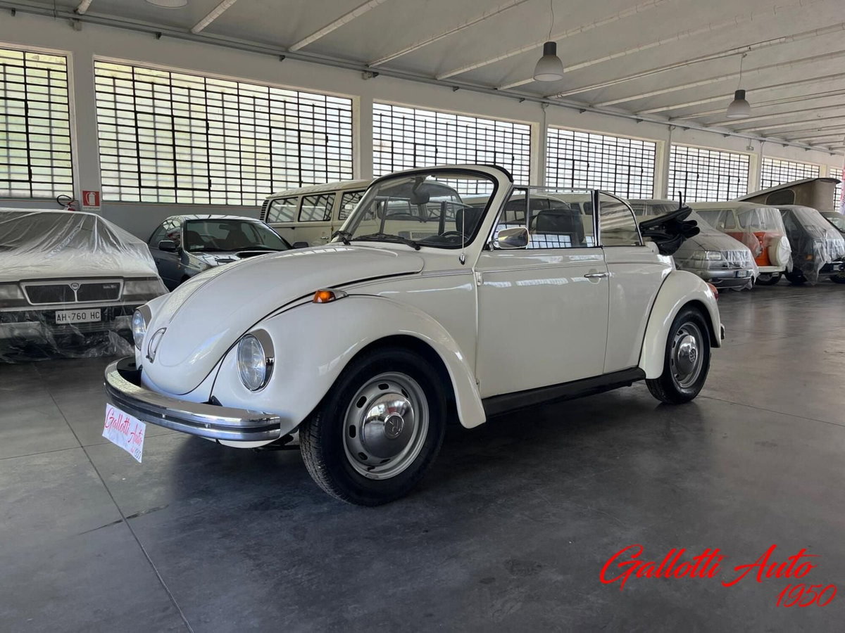 Volkswagen Maggiolino Cabrio 1.2 TSI Design (2)