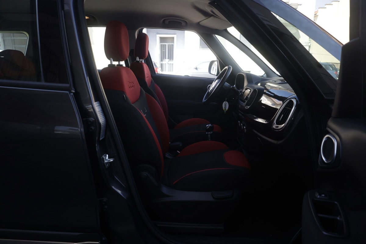 Fiat 500L Living 1.6 Multijet 105 CV Lounge (11)