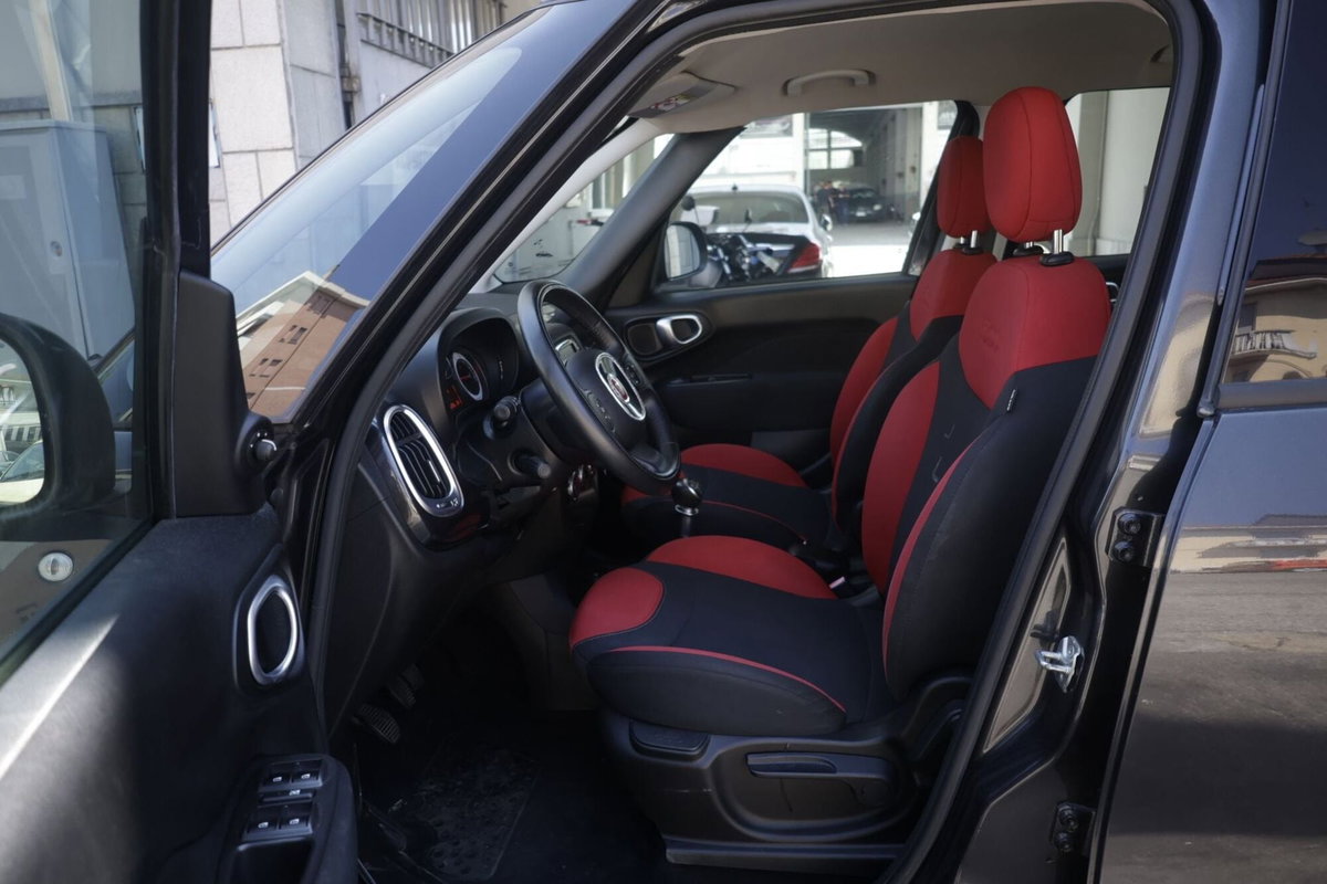 Fiat 500L Living 1.6 Multijet 105 CV Lounge (16)