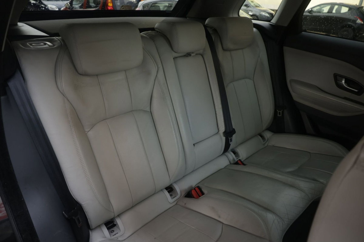 Land Rover Range Rover Evoque 2.0 TD4 150 CV 5p. Pure (14)