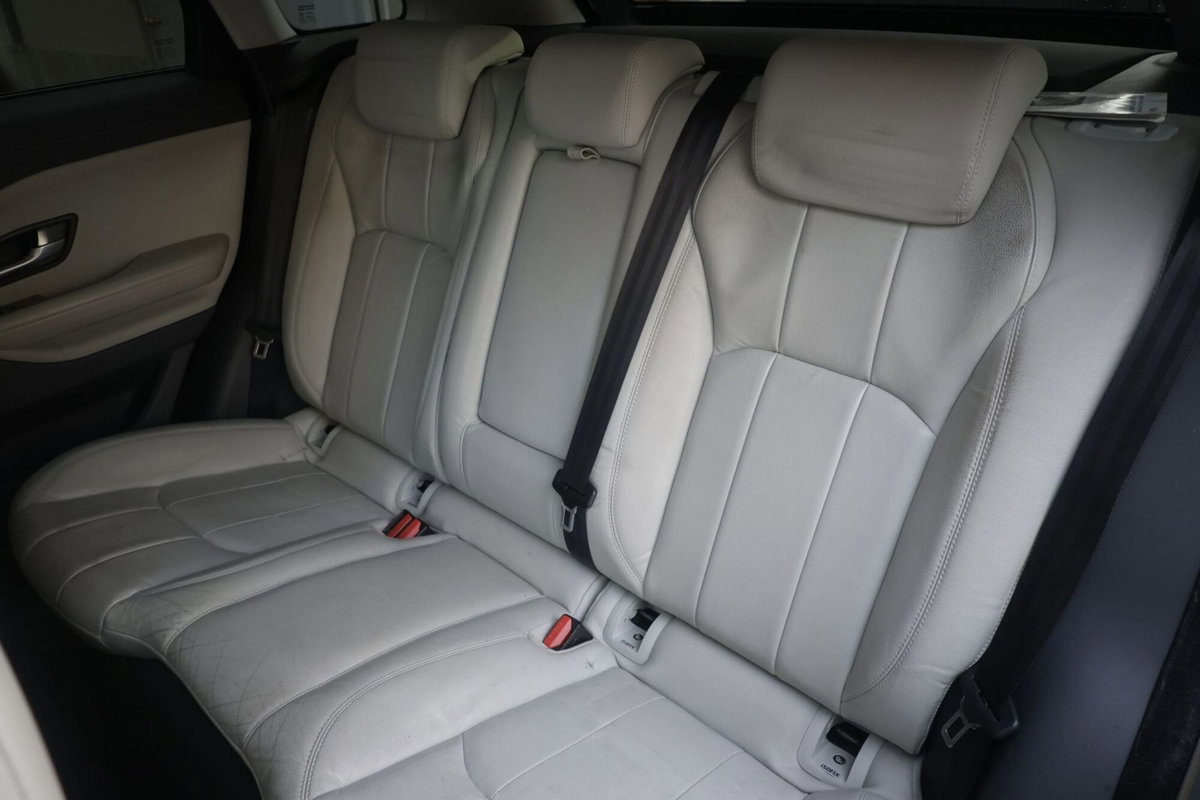 Land Rover Range Rover Evoque 2.0 TD4 150 CV 5p. Pure (3)