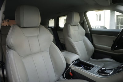 Land Rover Range Rover Evoque 2.0 TD4 150 CV 5p. Pure (6)