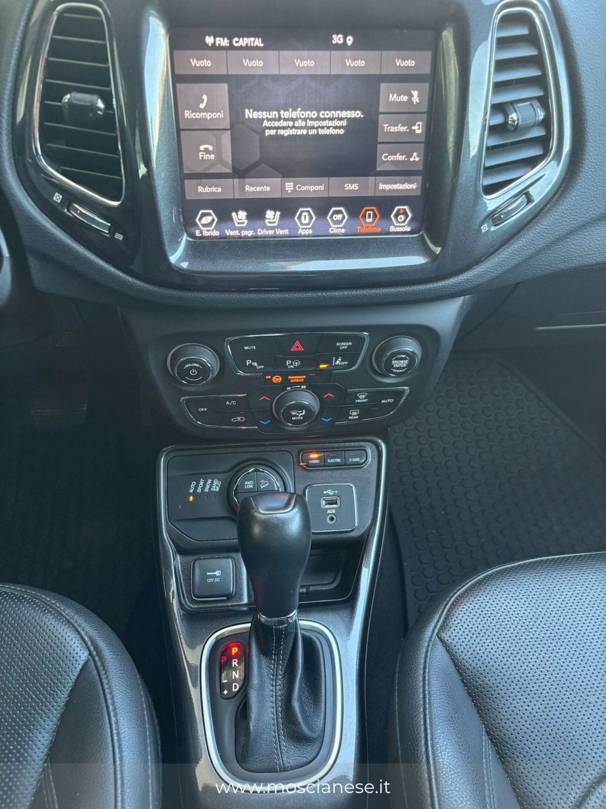 Jeep Compass 1.3 T4 190CV PHEV AT6 4xe Business (12)
