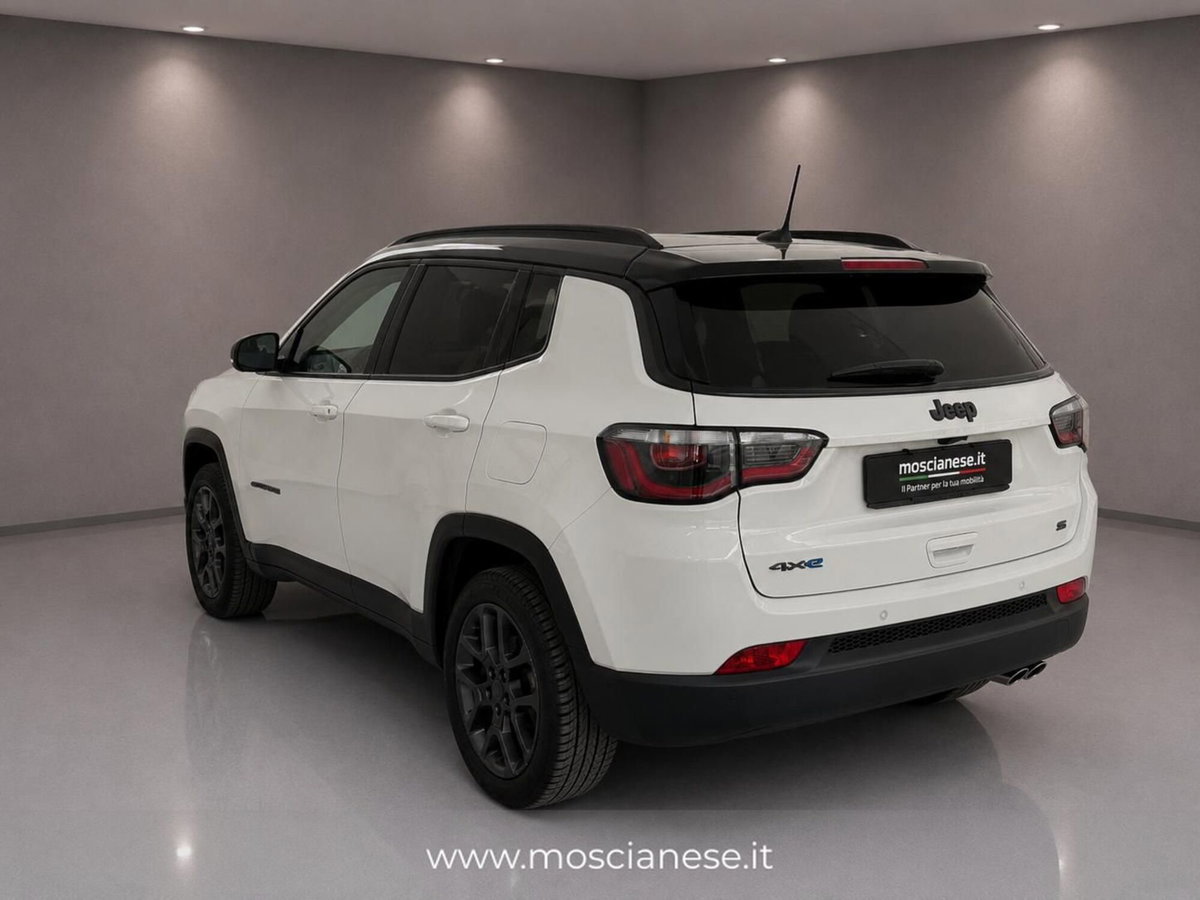 Jeep Compass 1.3 T4 190CV PHEV AT6 4xe Business (4)
