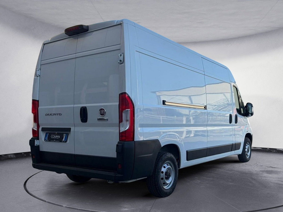 Fiat Ducato Furgone Vetrato 35 LH2 2.2 mjt3 140cv  serie 8 (3)