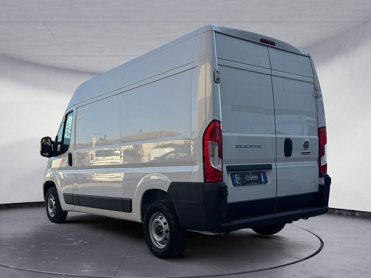 Fiat Ducato Furgone maxi 35 MH2 2.2 mjt3 140cv serie 9 (3)