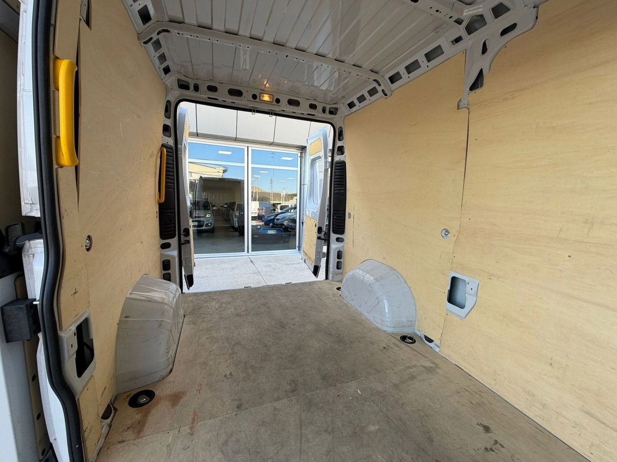 Fiat Ducato Furgone maxi 35 MH2 2.2 mjt3 140cv serie 9 (7)