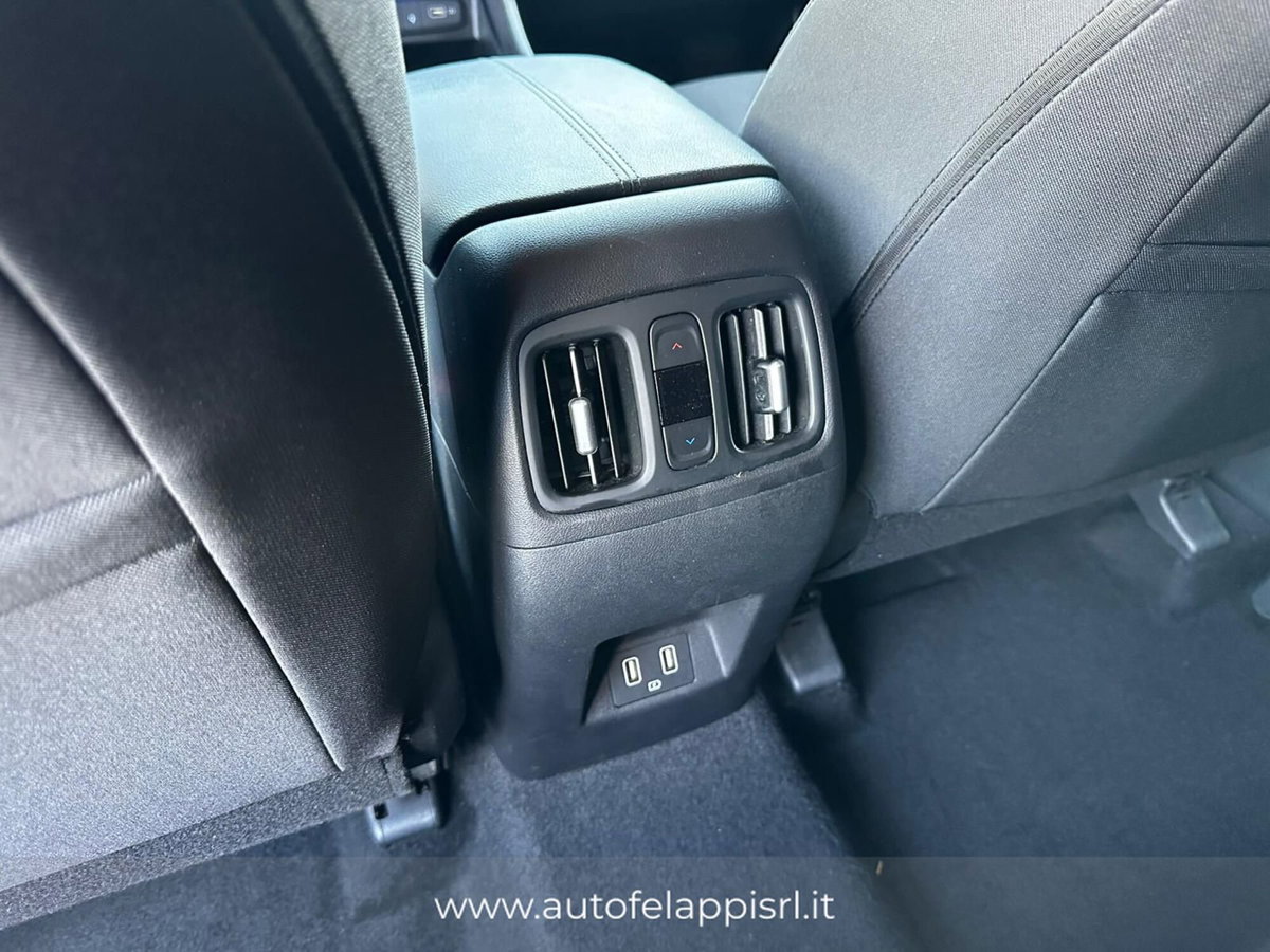 Hyundai Tucson 1.6 crdi 48V Xline 2wd dct (11)