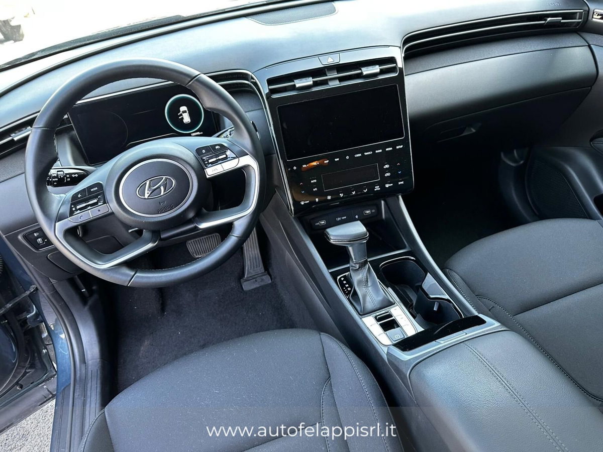 Hyundai Tucson 1.6 crdi 48V Xline 2wd dct (12)