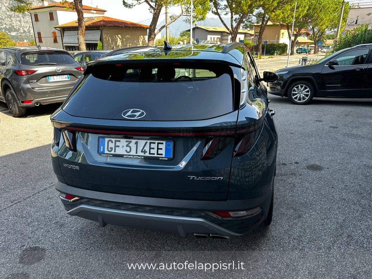 Hyundai Tucson 1.6 crdi 48V Xline 2wd dct (20)