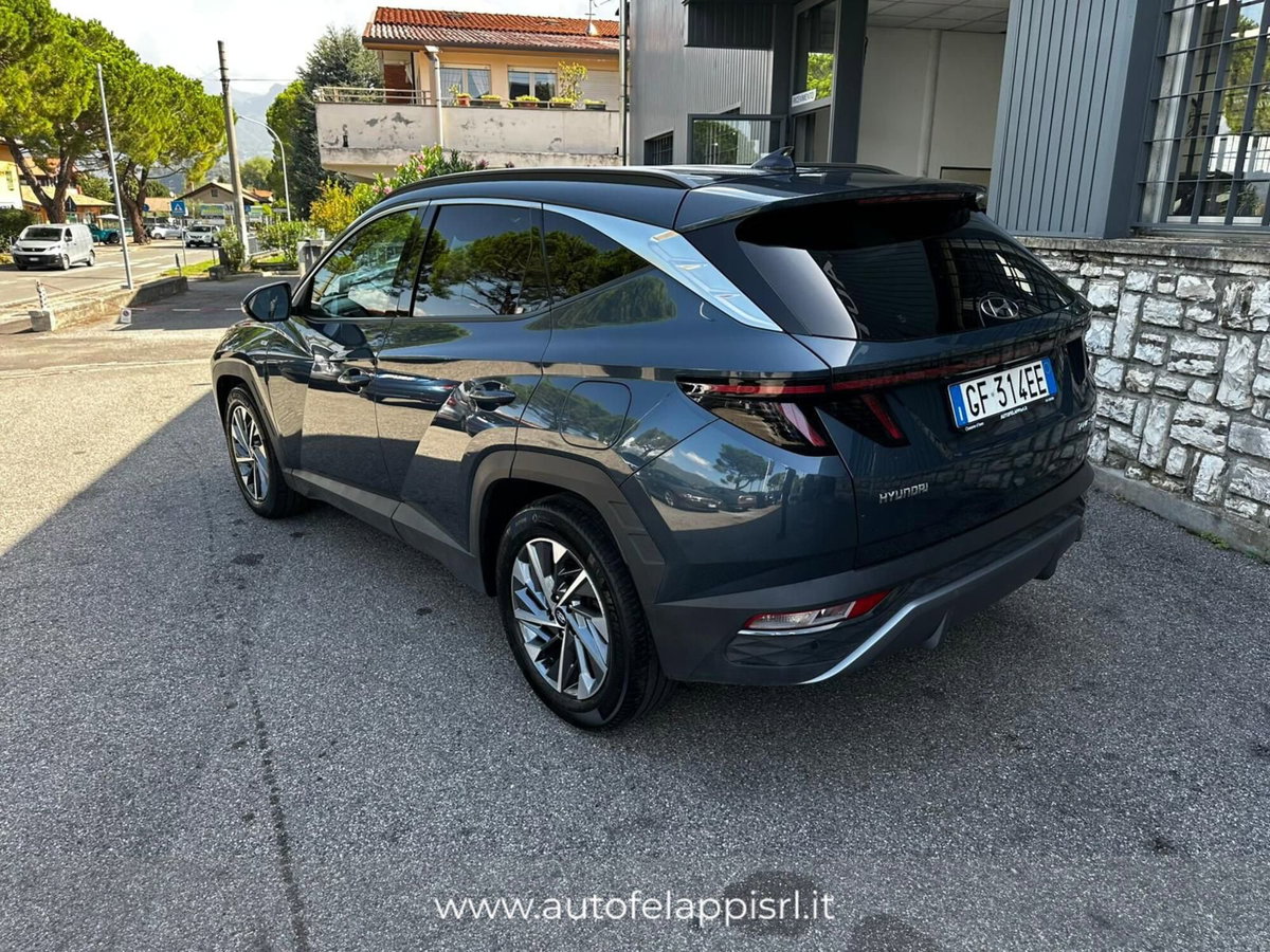 Hyundai Tucson 1.6 crdi 48V Xline 2wd dct (5)