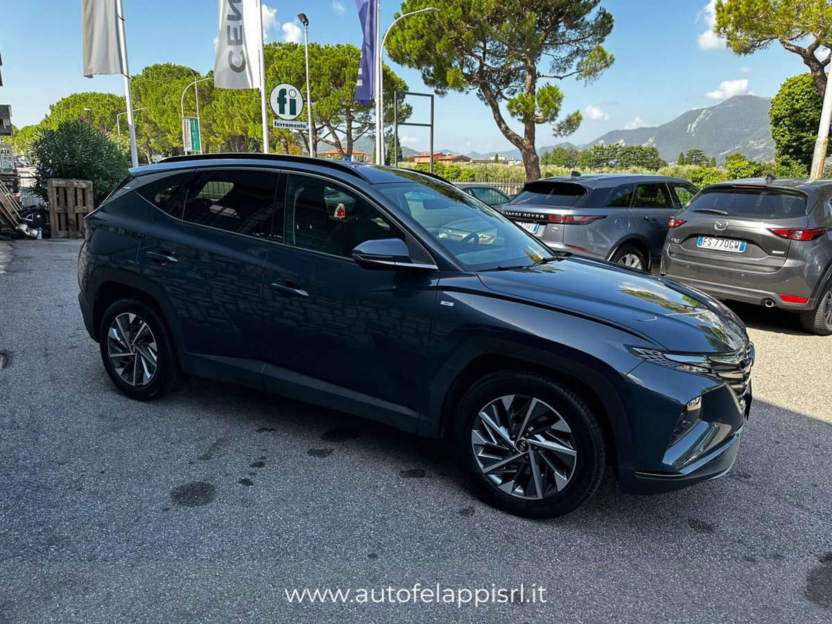 Hyundai Tucson 1.6 crdi 48V Xline 2wd dct (6)