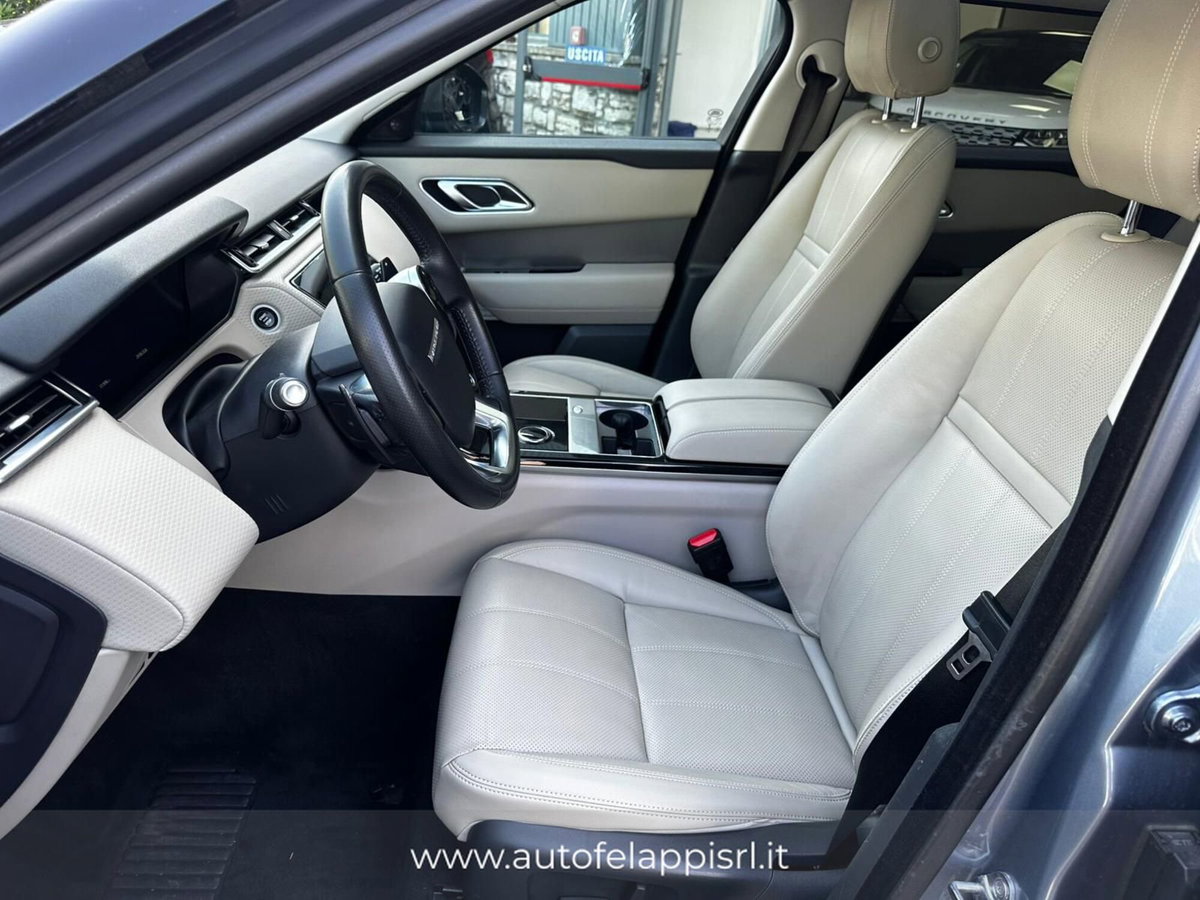 Land Rover Range Rover Velar 2.0D I4 240 CV (11)