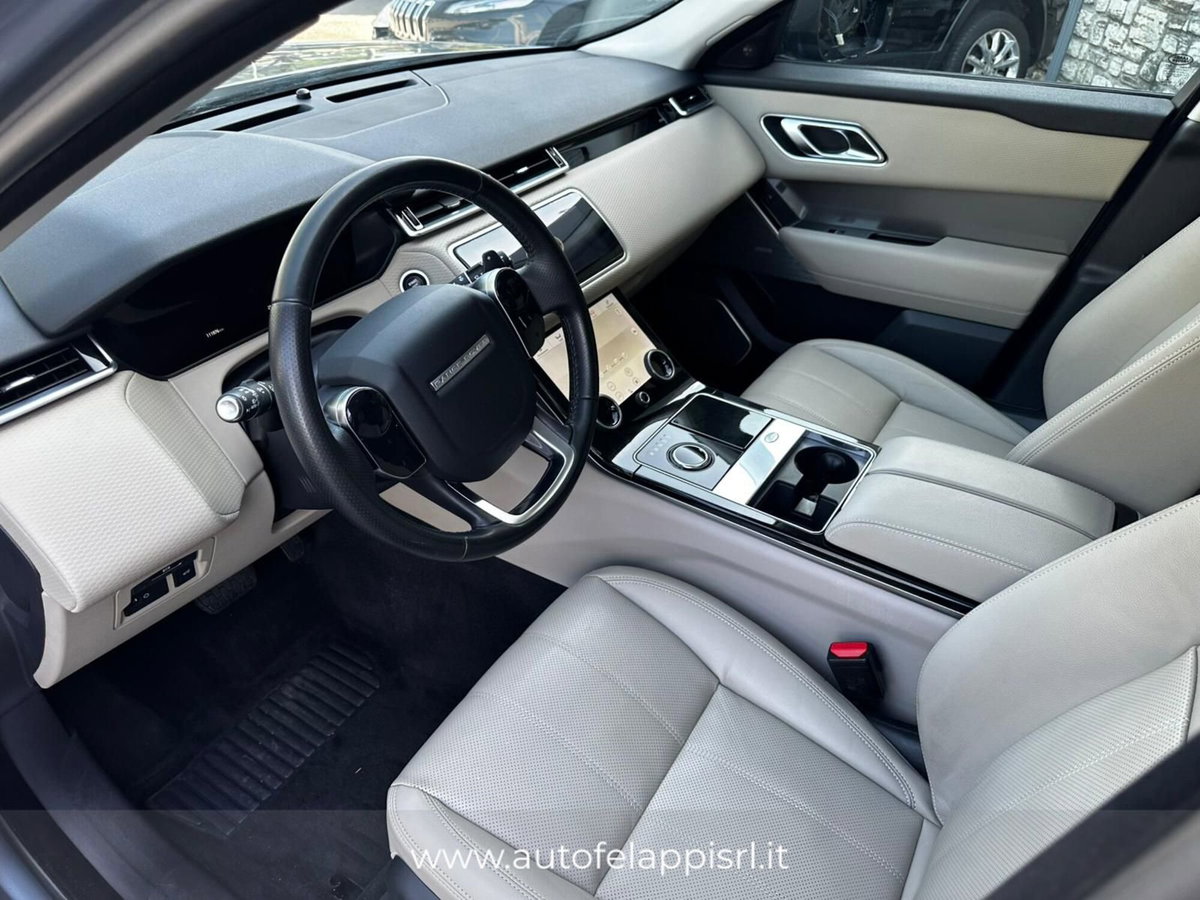 Land Rover Range Rover Velar 2.0D I4 240 CV (12)
