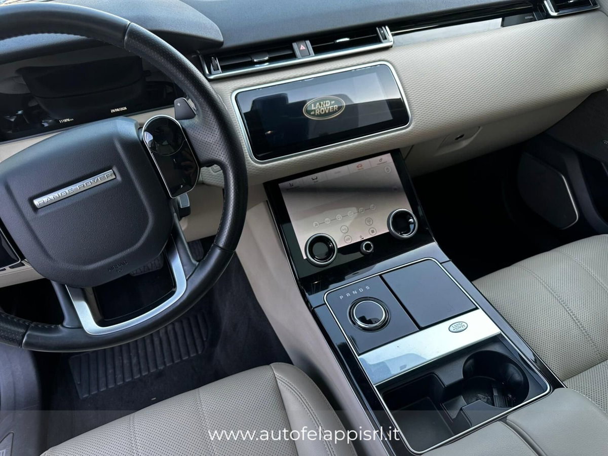 Land Rover Range Rover Velar 2.0D I4 240 CV (9)