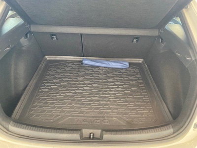 Volkswagen Taigo 1.0 TSI 110 CV DSG R-Line (10)