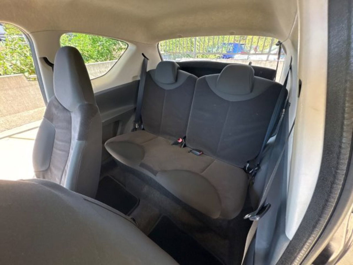 Citroen C1 1.0 3p Van (15)