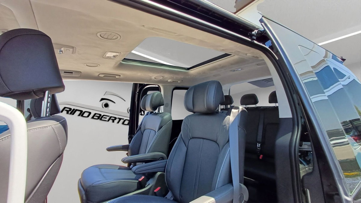 Hyundai Staria 2.2 awd auto (15)