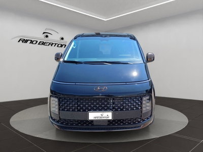 Hyundai Staria 2.2 awd auto (2)