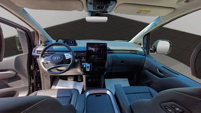 Hyundai Staria 2.2 awd auto (8)