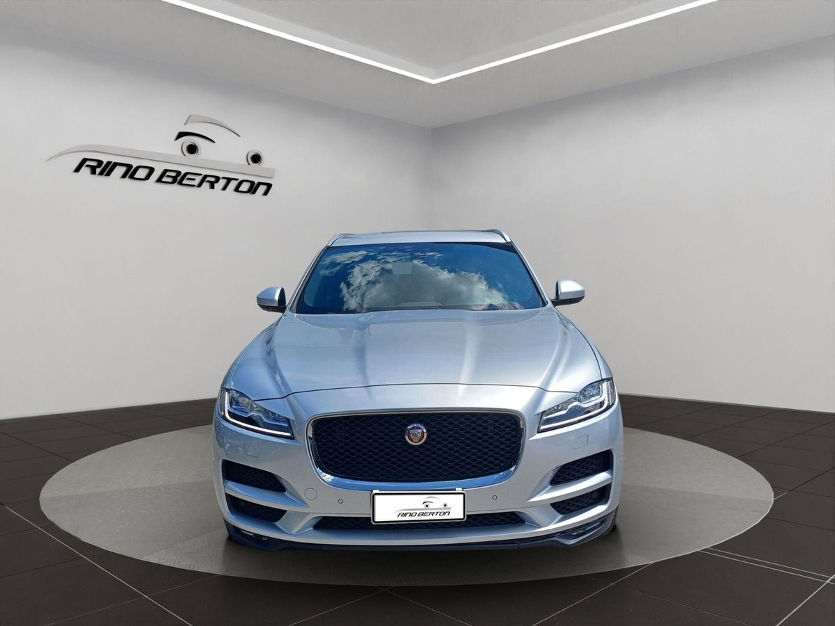 Jaguar F-Pace 2.0 D 180 CV AWD aut. Prestige (2)