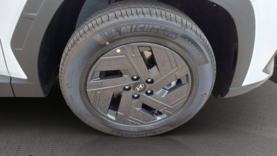 Hyundai Tucson 1.6 hev Dark Line 2wd 239cv auto (14)