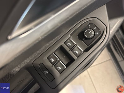 Volkswagen Golf Variant 2.0 TDI SCR DSG Style (19)
