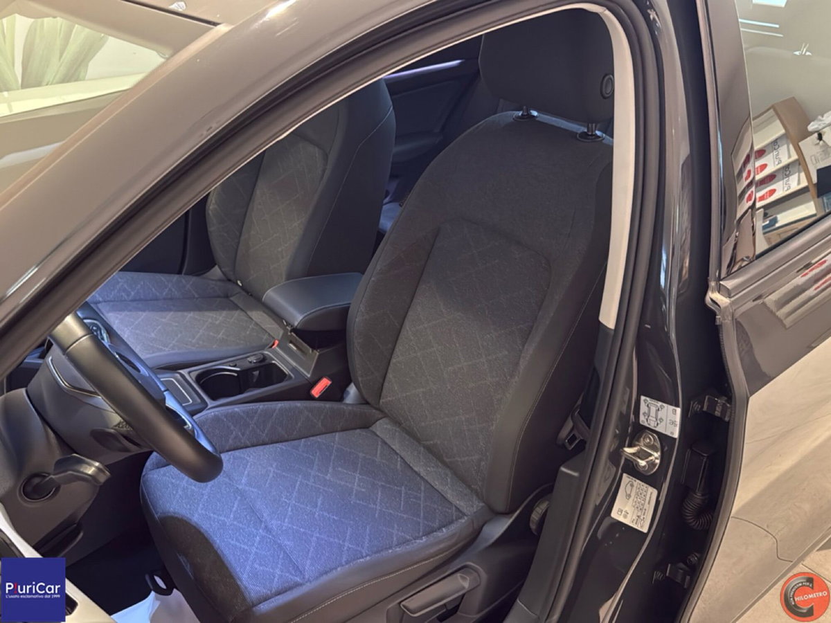 Volkswagen Golf Variant 2.0 TDI SCR DSG Style (3)